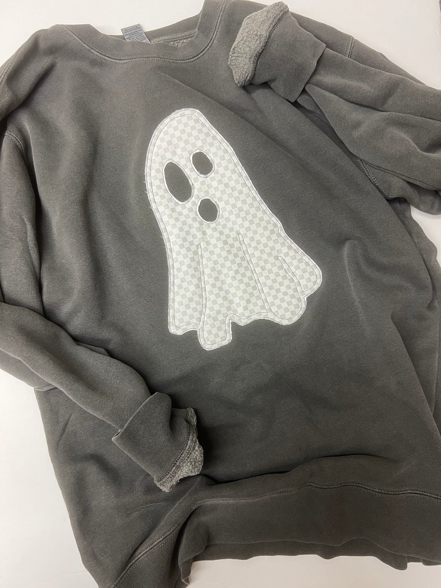 Applique Ghost Sweatshirt