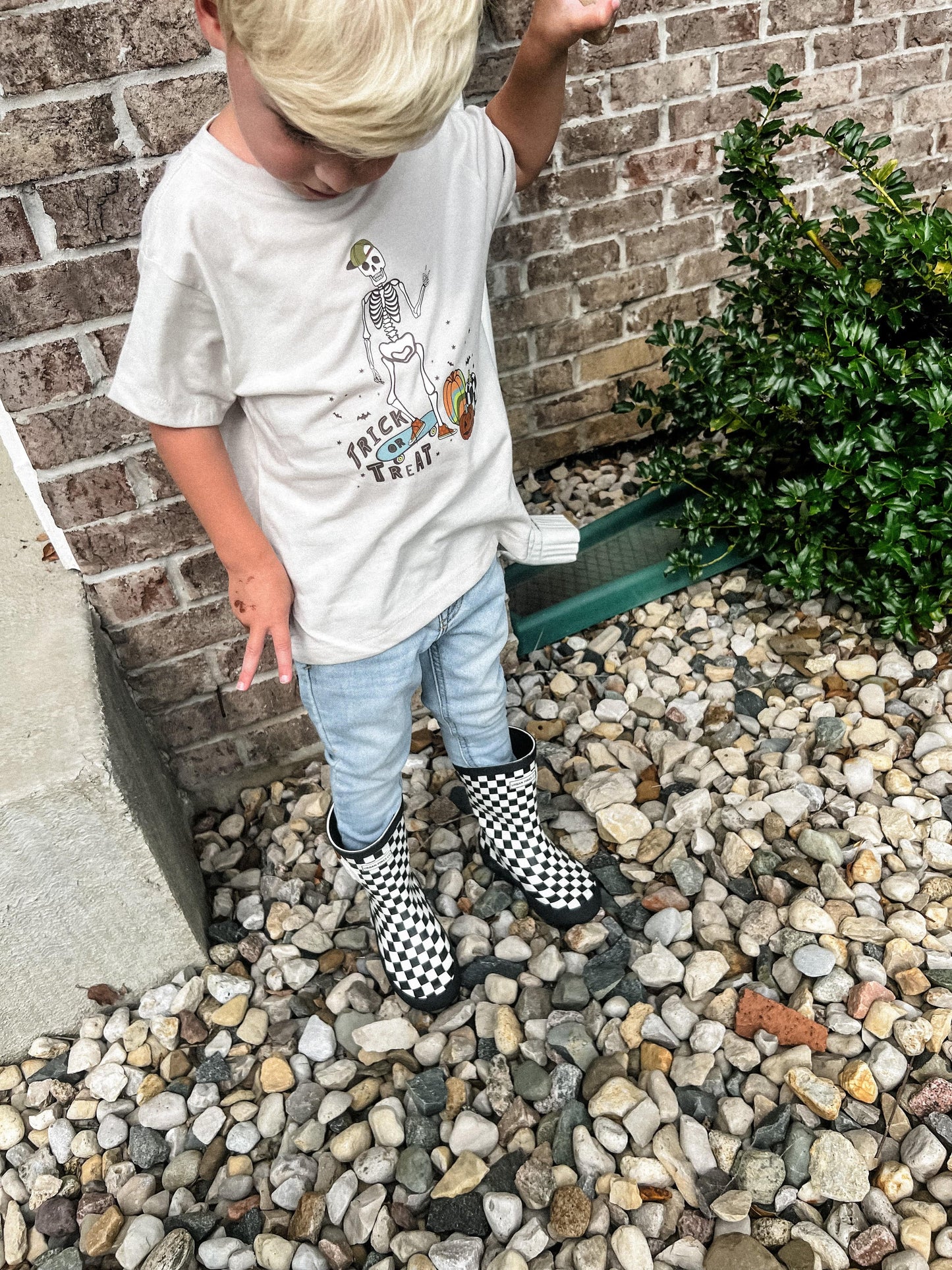 Skeleton Skater Tee