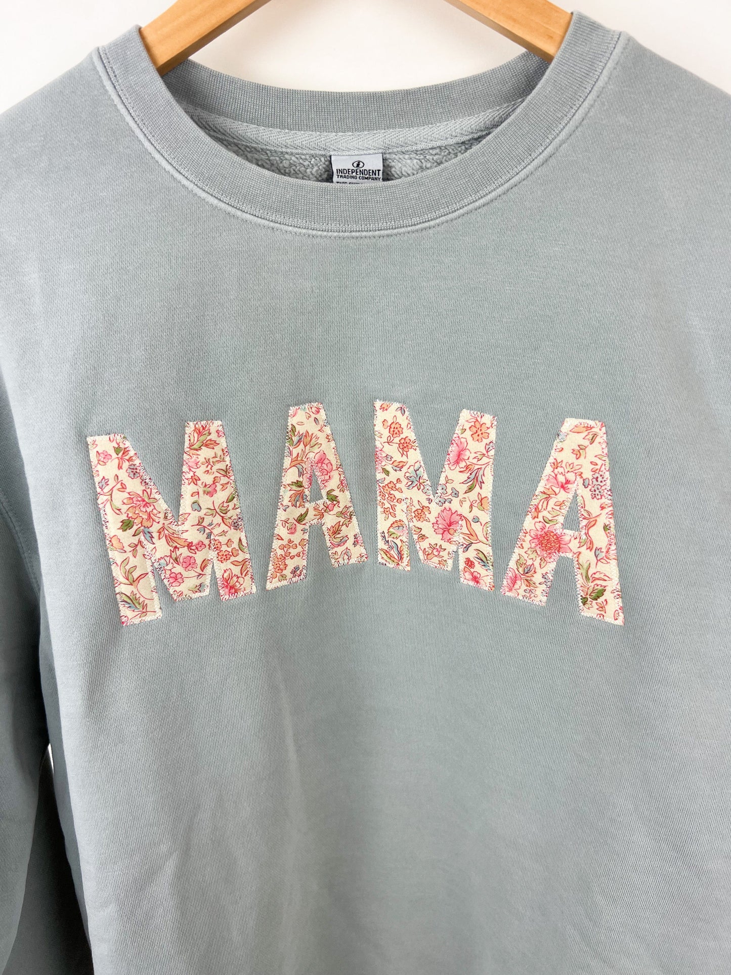 Sweatshirt LARGE