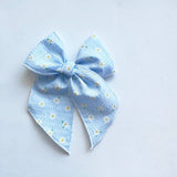 Vintage Blue Daisy Bow