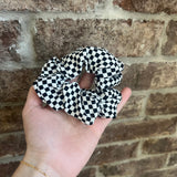 Checkered Scrunchie (single)