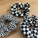 Checkered Scrunchie (single)