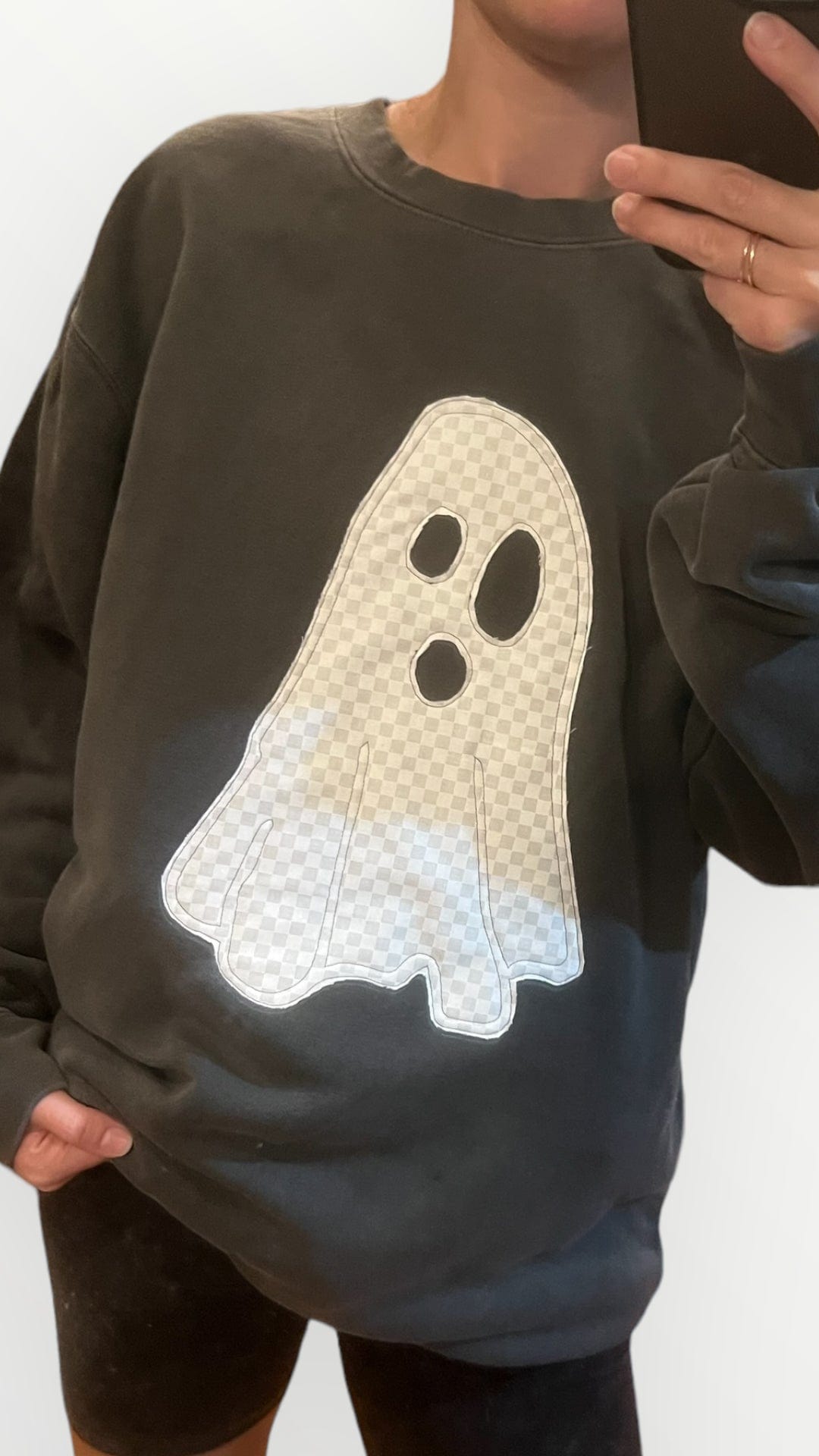Applique Ghost Sweatshirt