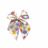 Spring Daisies Bow