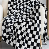 Checkered Print Soft Throw Blanket