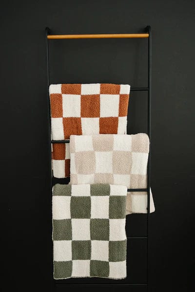Mebie Baby Rust Checkered Plush Blanket